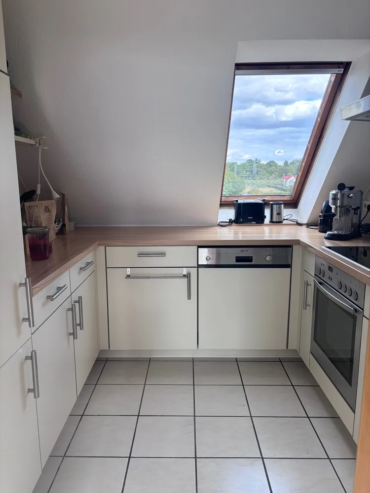 2 Zimmer Wohnung mit 65 m² in Wiesbaden – Bild 3