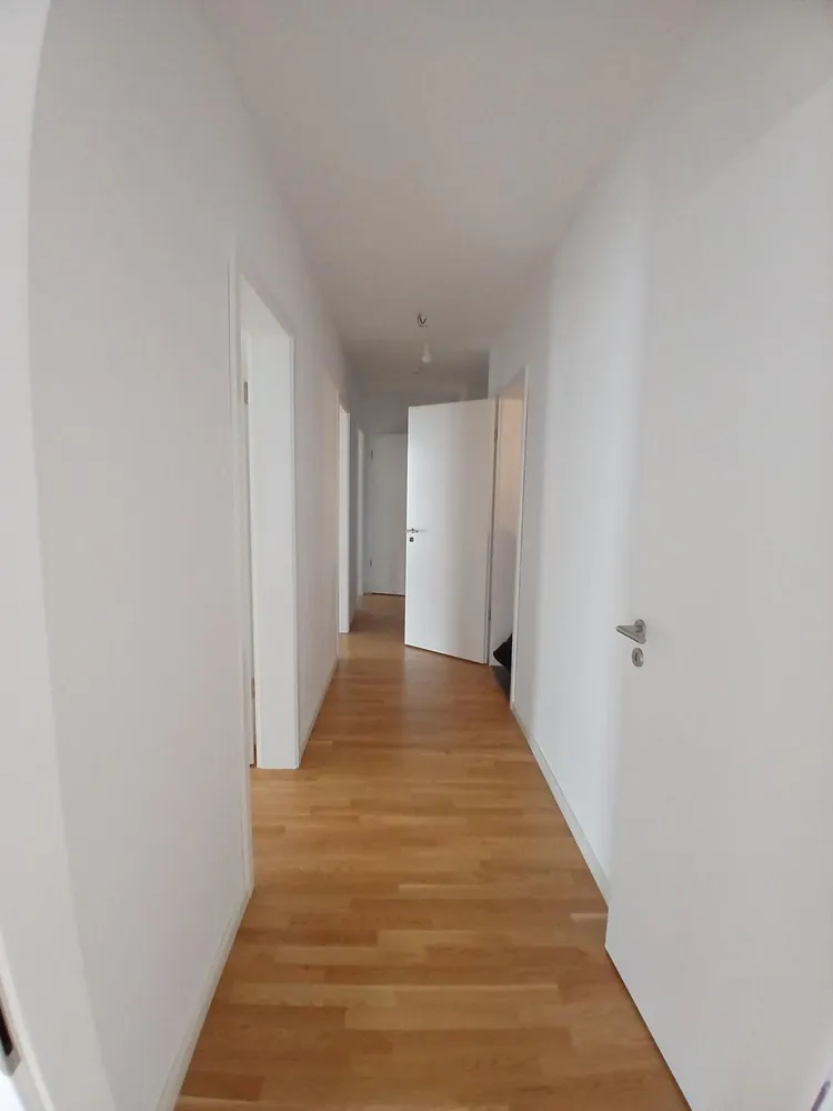 4 Zimmer Wohnung mit 98 m² in Hamburg – Bild 8