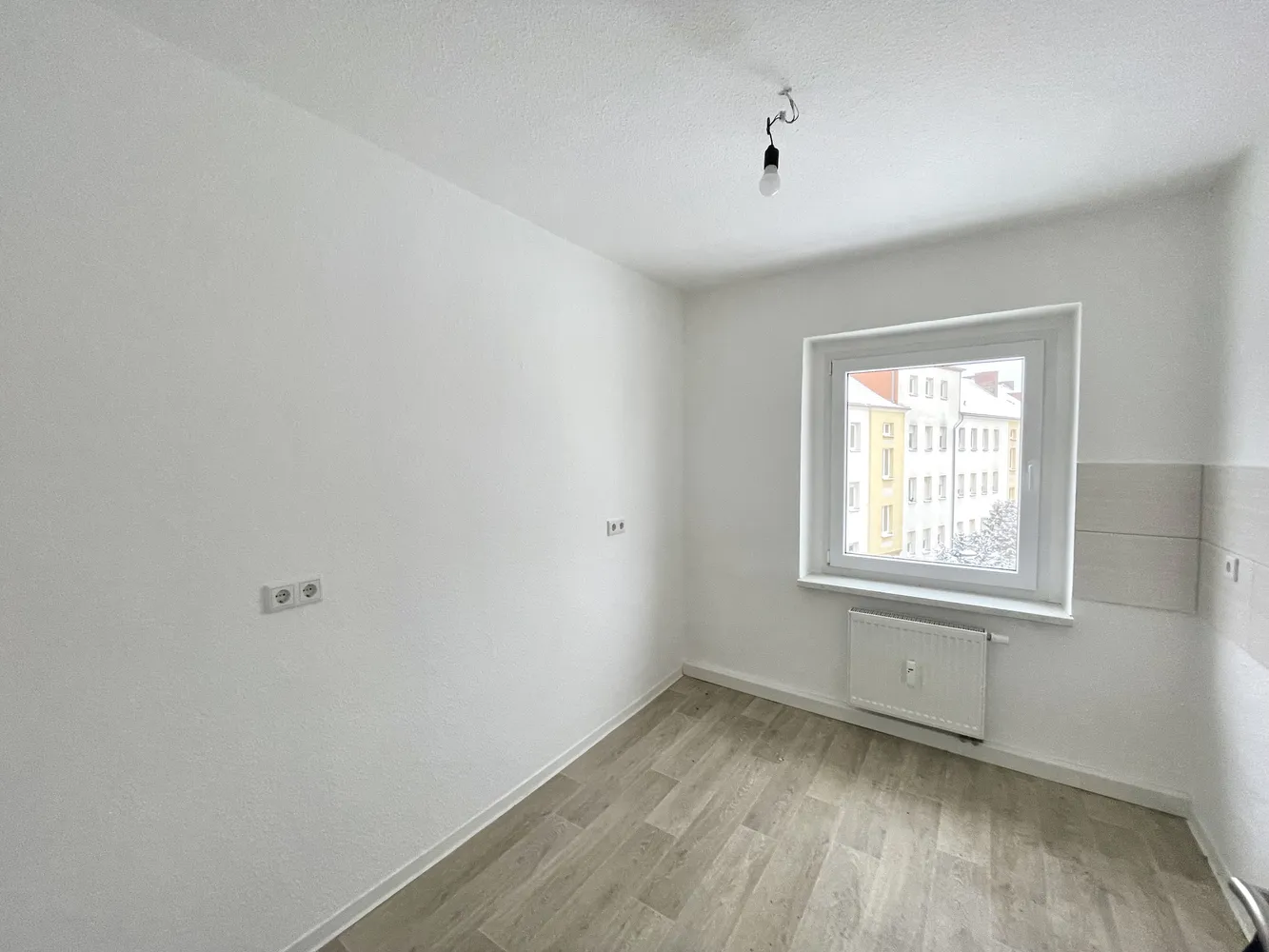 1 Zimmer Wohnung mit 33 m² in Bitterfeld-Wolfen – Bild 3