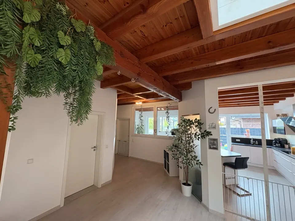 7 Zimmer Wohnung mit 220 m² in Kleve – Bild 3