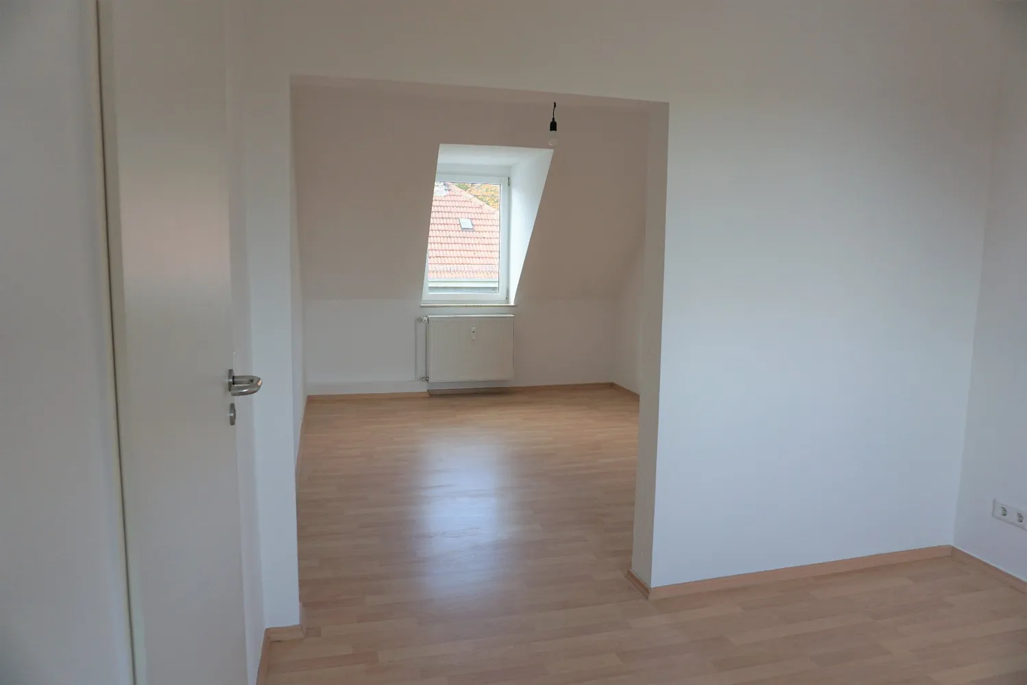 3 Zimmer Wohnung mit 40 m² in Wiesbaden – Bild 2