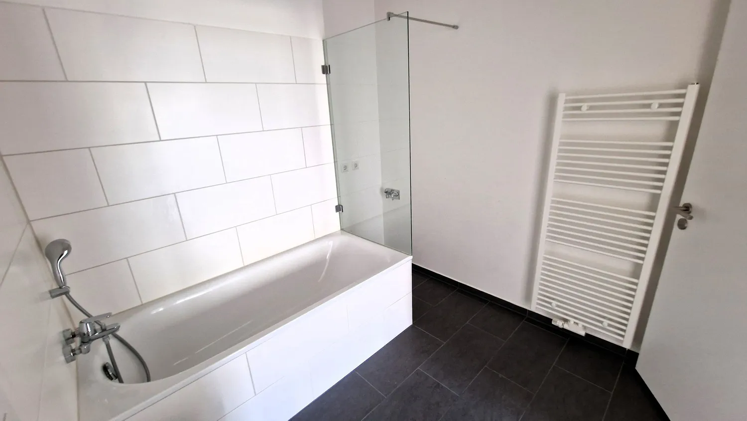 4 Zimmer Wohnung mit 105 m² in Berlin – Bild 4