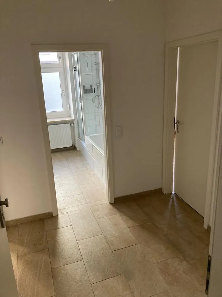 2 Zimmer Wohnung mit 70 m² in München – Bild 9
