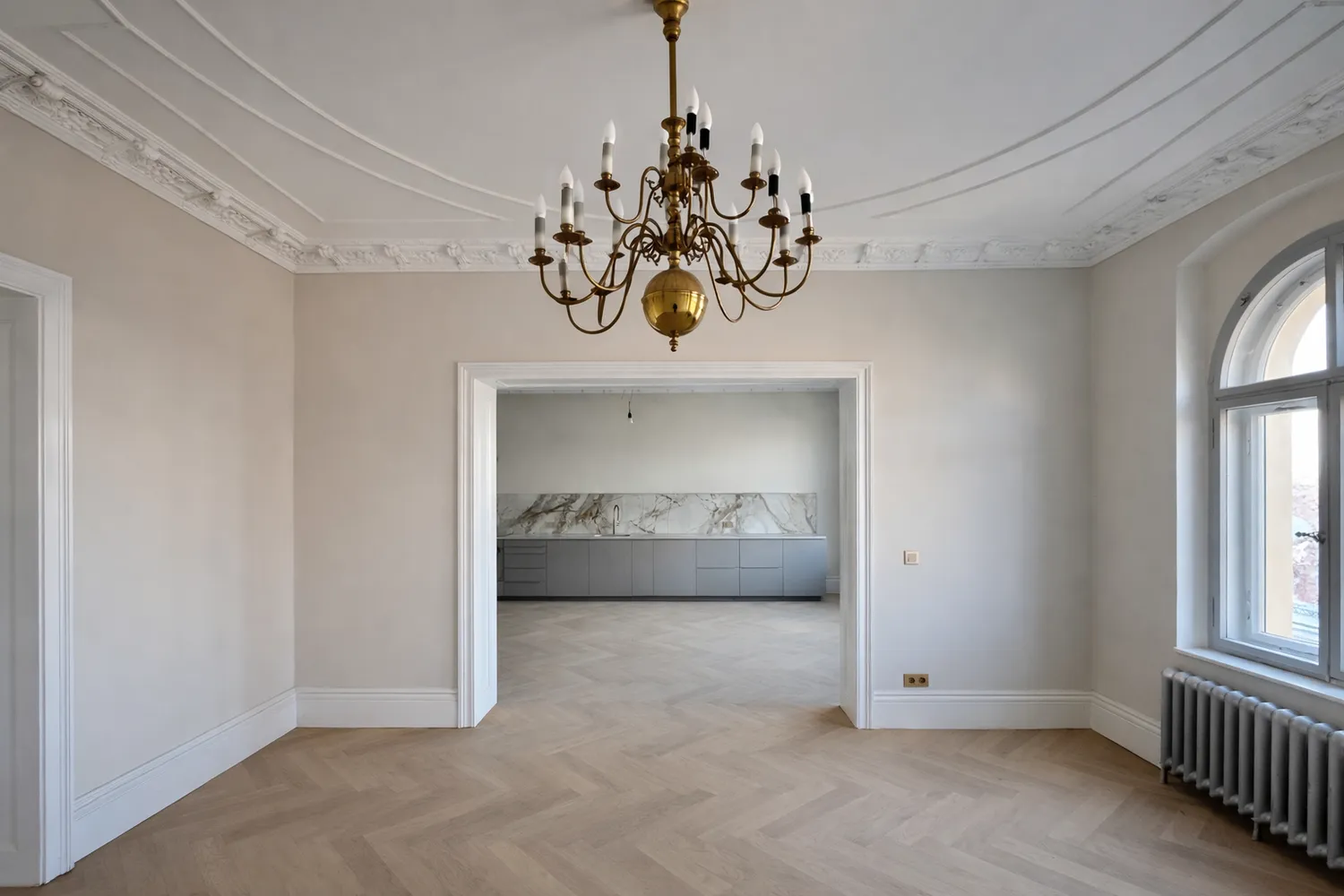 4 Zimmer Wohnung mit 140 m² in Görlitz – Bild 1