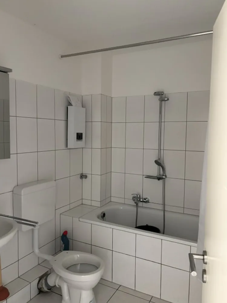 3 Zimmer Wohnung mit 70 m² in Krefeld – Bild 3