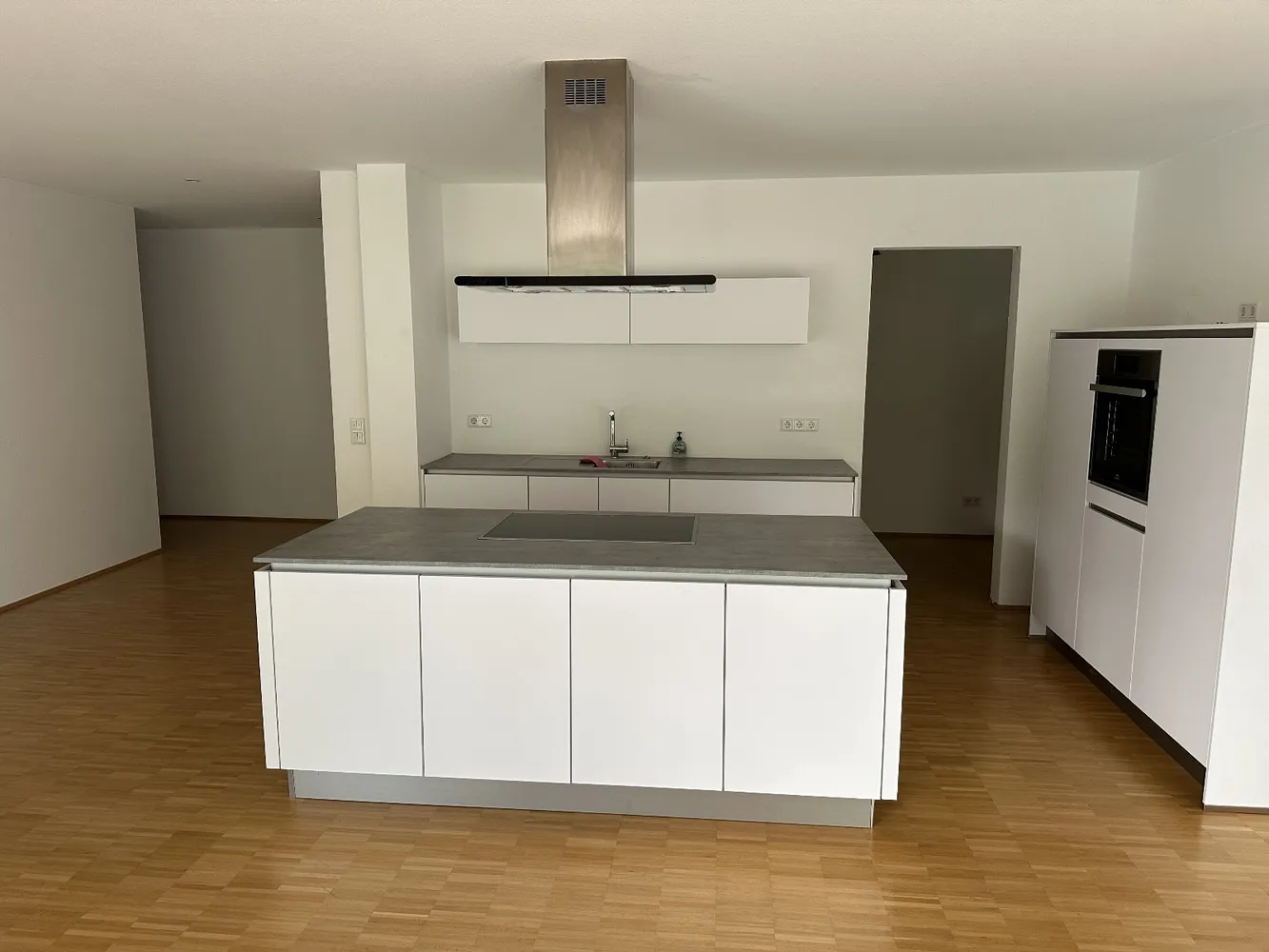 4 Zimmer Wohnung mit 130 m² in Neu-Ulm – Bild 1