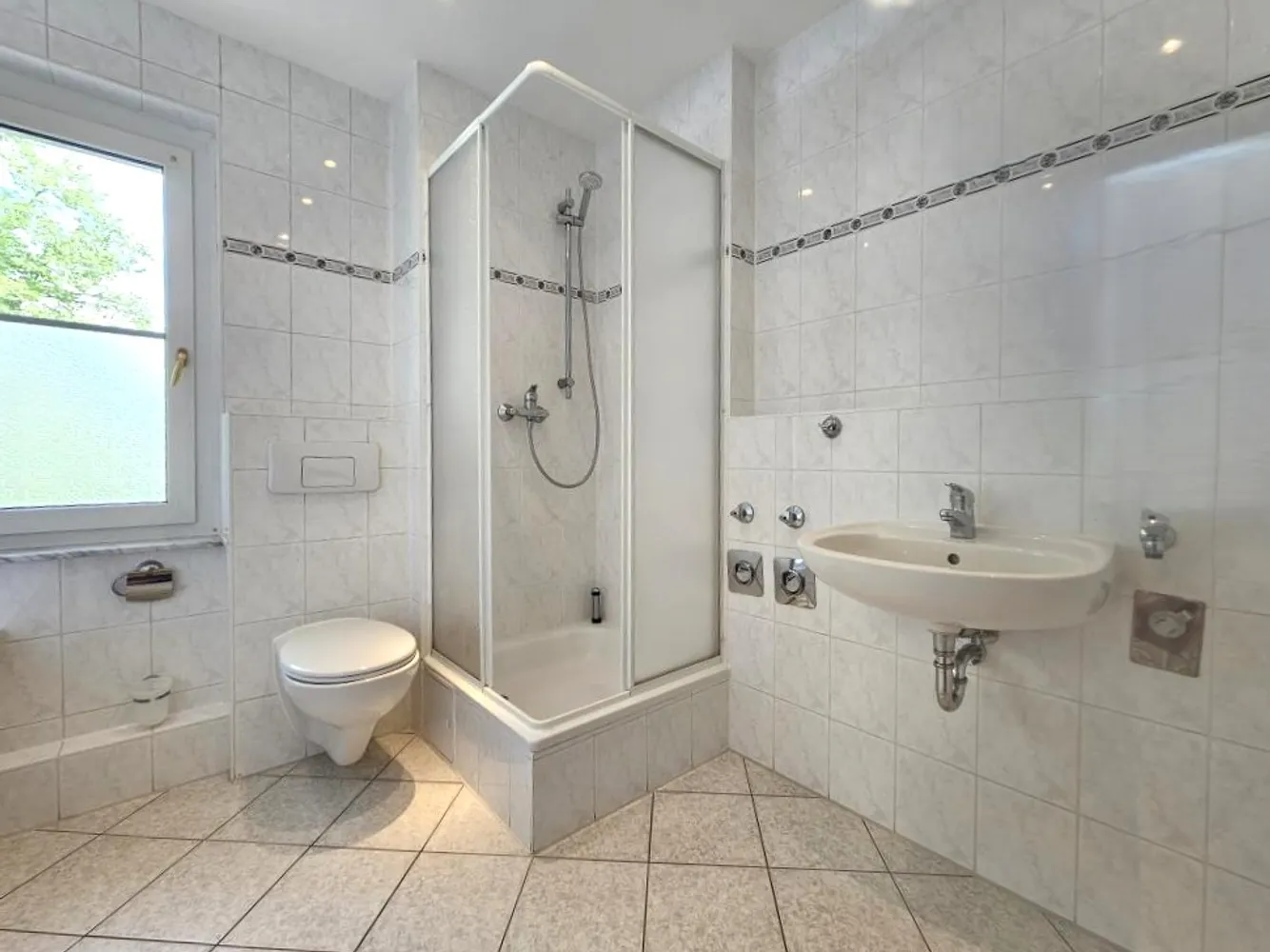 2 Zimmer Wohnung mit 56 m² in Zwickau – Bild 6