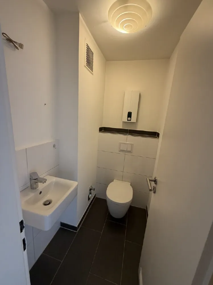 2 Zimmer Wohnung mit 60 m² in Köln – Bild 5