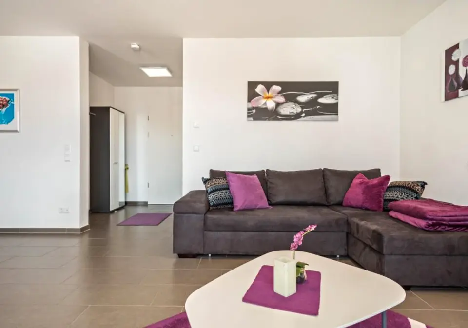 WG-Zimmer mit 58 m² in Friedrichshafen – Bild 2