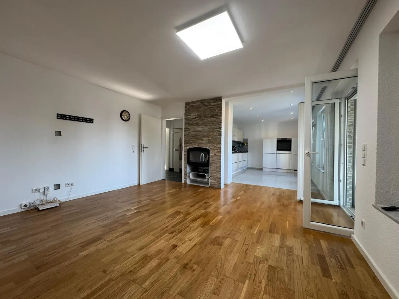 4 Zimmer Wohnung mit 120 m² in Stuttgart – Bild 3