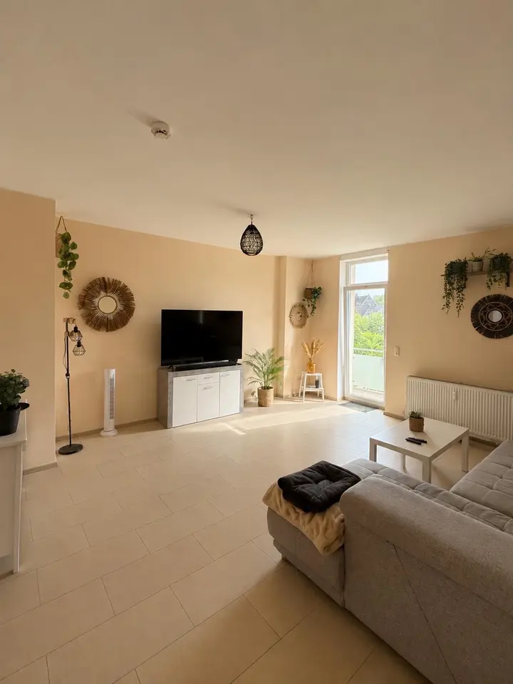 2 Zimmer Wohnung mit 70 m² in Essen – Bild 1