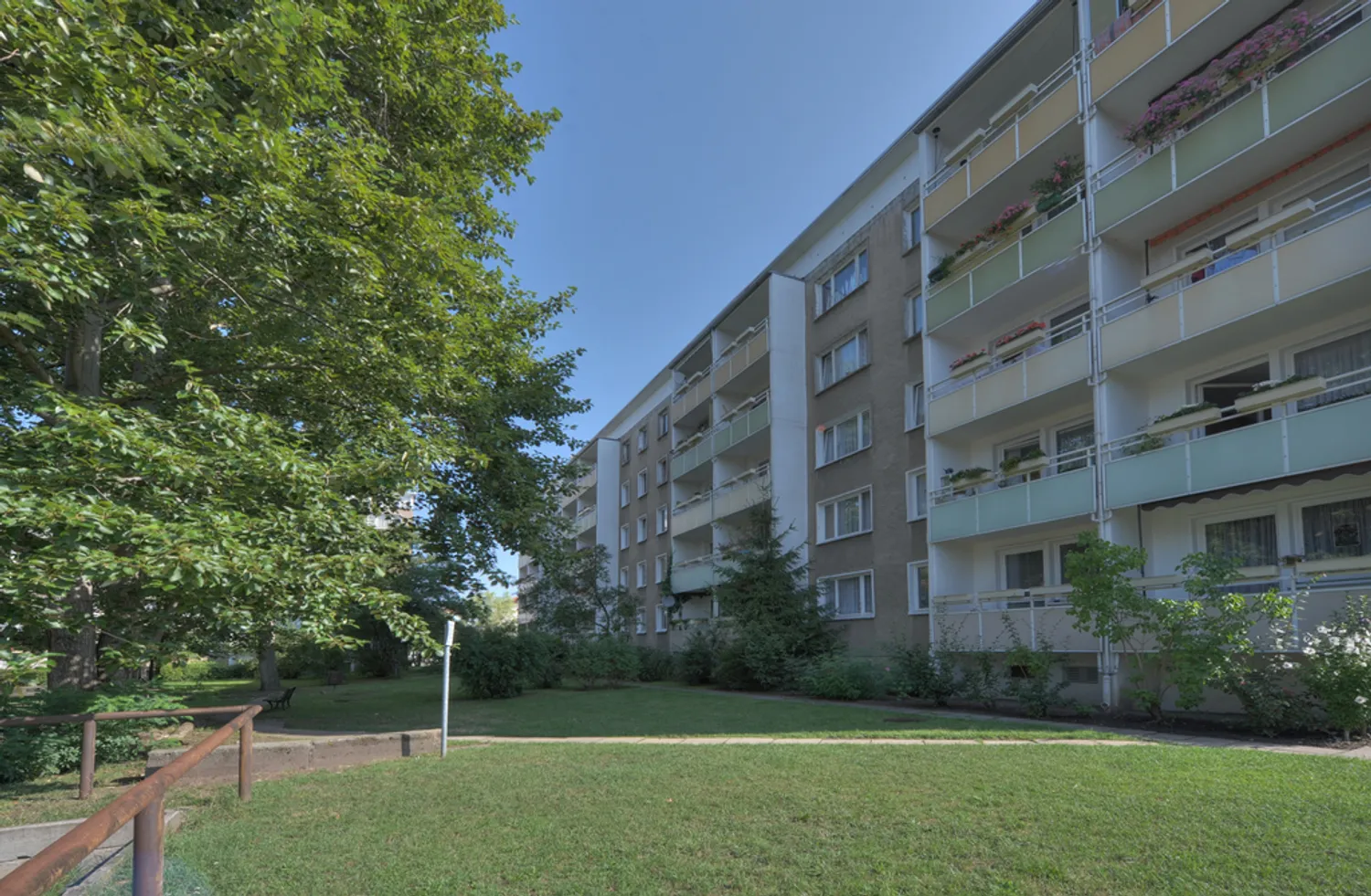 3 Zimmer Wohnung mit 58 m² in Halle (Saale) – Bild 1