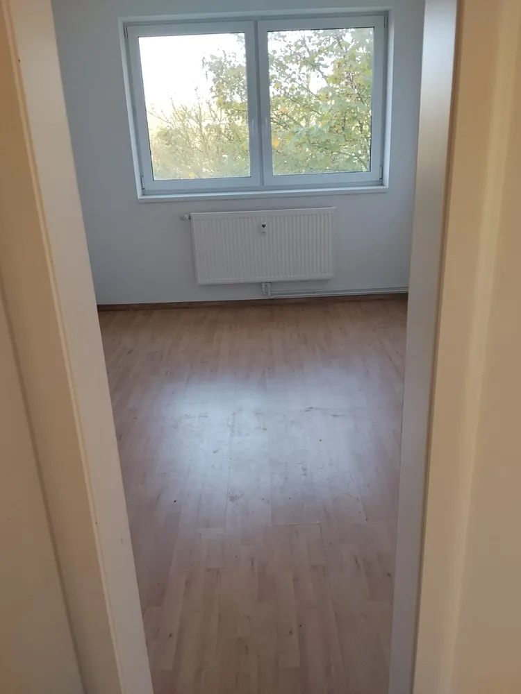 4 Zimmer Wohnung mit 100 m² in Halle (Saale) – Bild 4