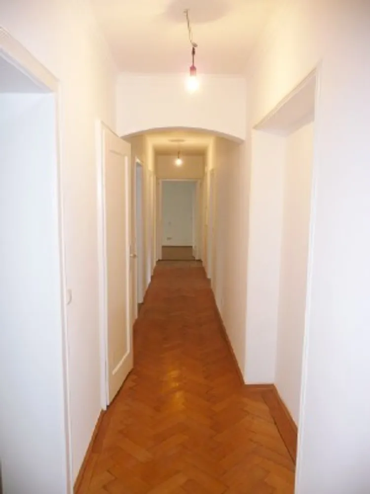 4 Zimmer Wohnung mit 100 m² in München – Bild 11