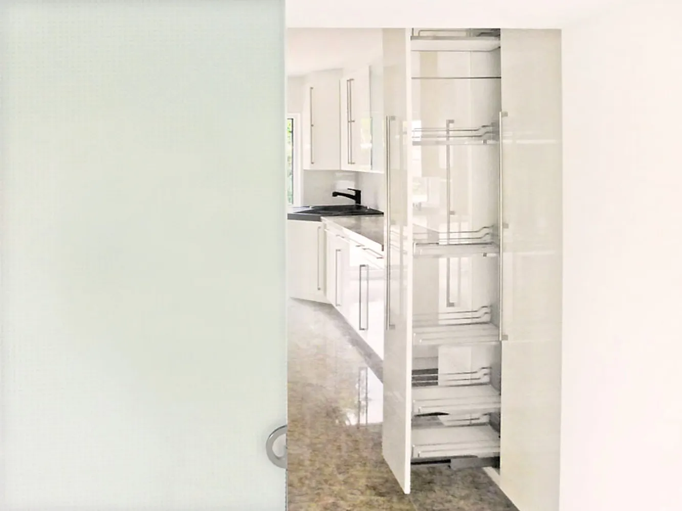 4 Zimmer Wohnung mit 185 m² in Frankfurt am Main – Bild 8