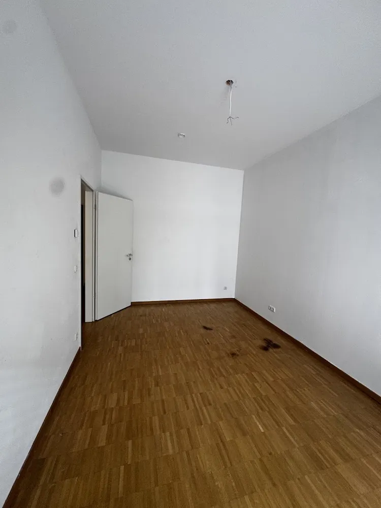 2 Zimmer Wohnung mit 90 m² in Aachen – Bild 3