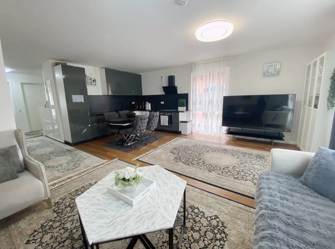 4 Zimmer Wohnung mit 99 m² in Duisburg – Bild 2