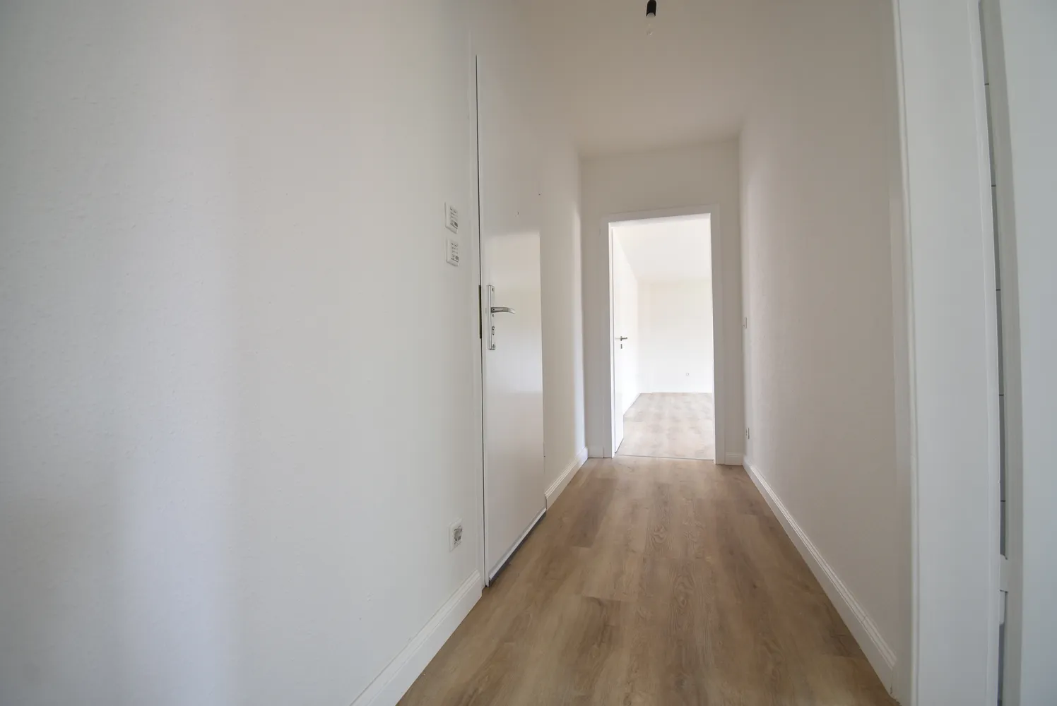 3 Zimmer Wohnung mit 104 m² in Oberhausen – Bild 2