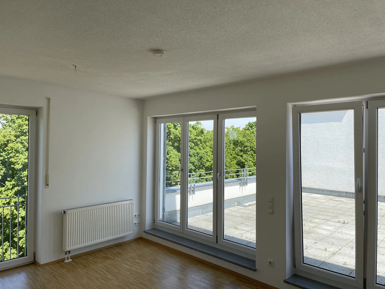 2 Zimmer Wohnung mit 72 m² in Regensburg – Bild 2