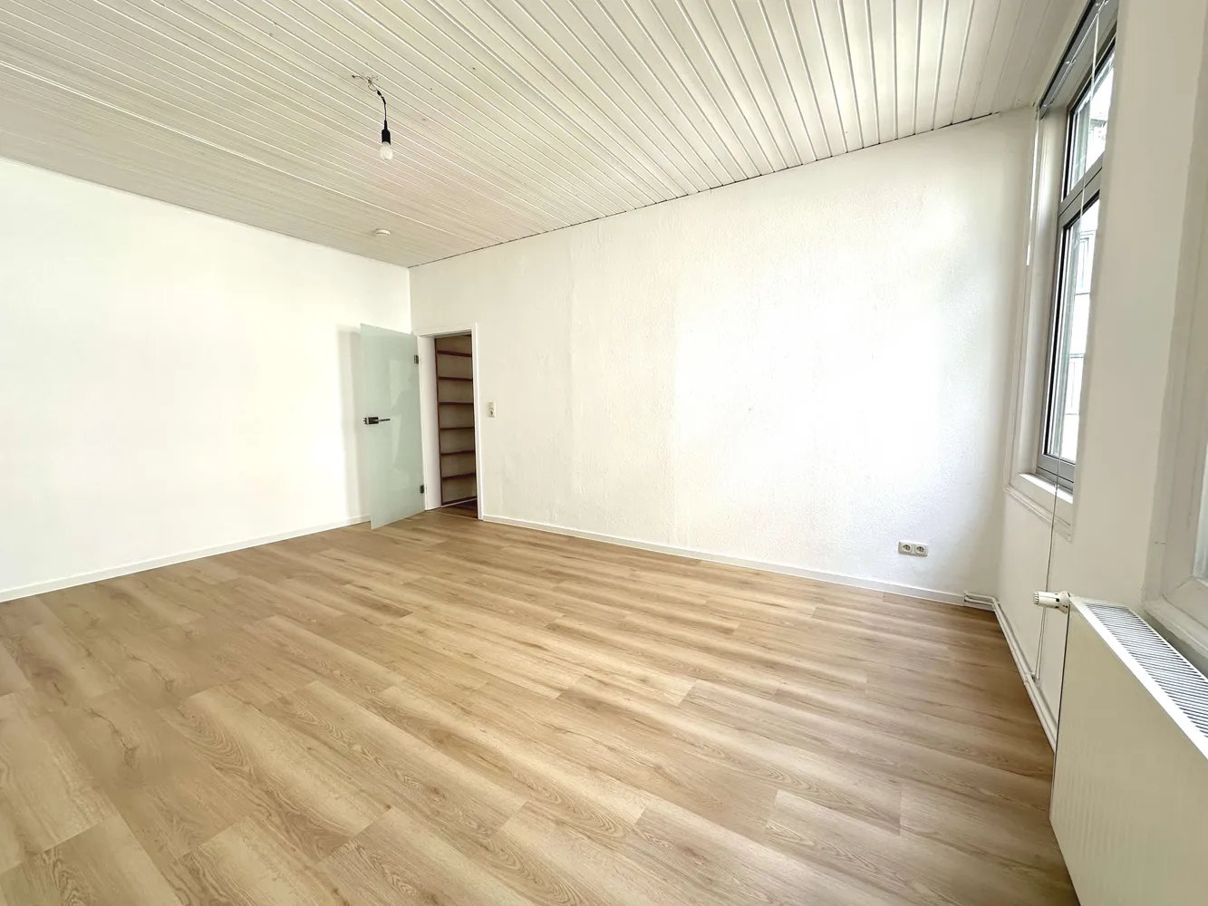 2 Zimmer Wohnung mit 68 m² in Wiesbaden – Bild 4