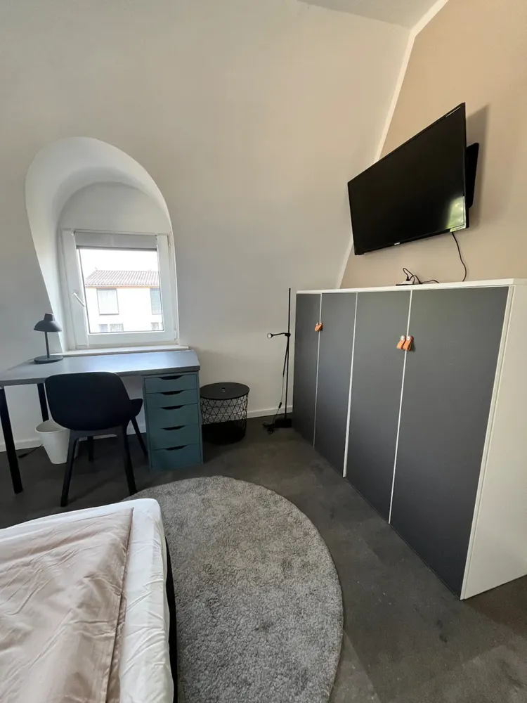 WG-Zimmer mit 13 m² in Frankfurt am Main – Bild 2
