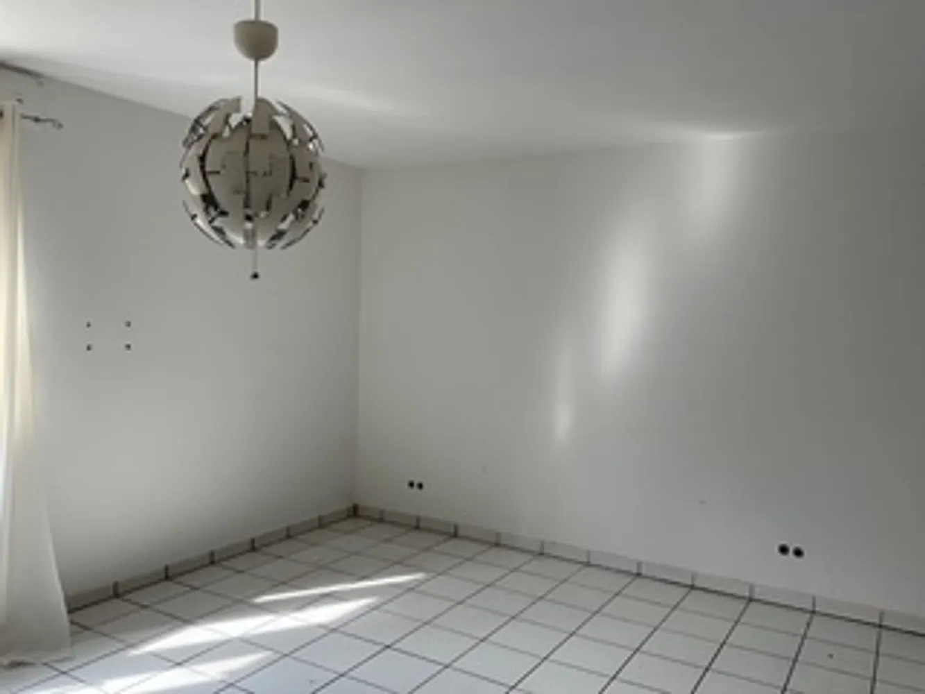 4 Zimmer Wohnung mit 129 m² in Düsseldorf – Bild 3