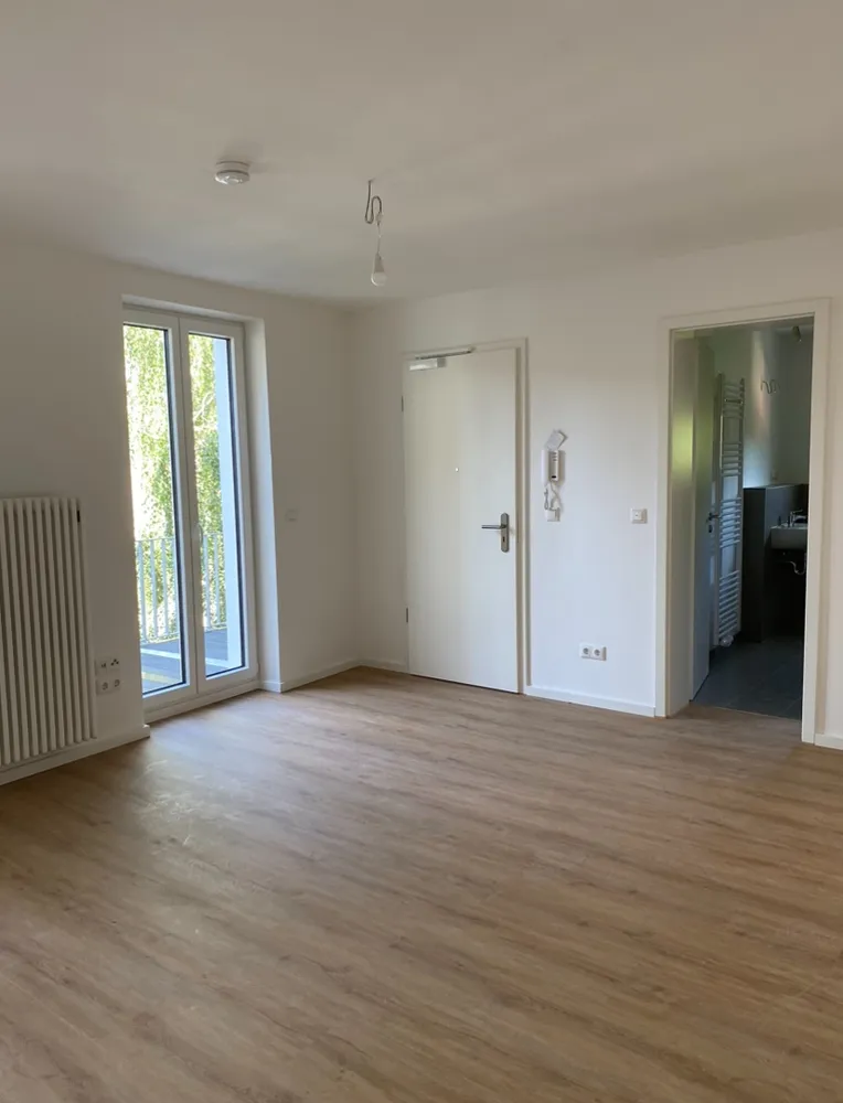 3 Zimmer Wohnung mit 80 m² in Berlin – Bild 2