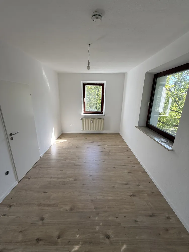 3 Zimmer Wohnung mit 82 m² in Regensburg – Bild 2