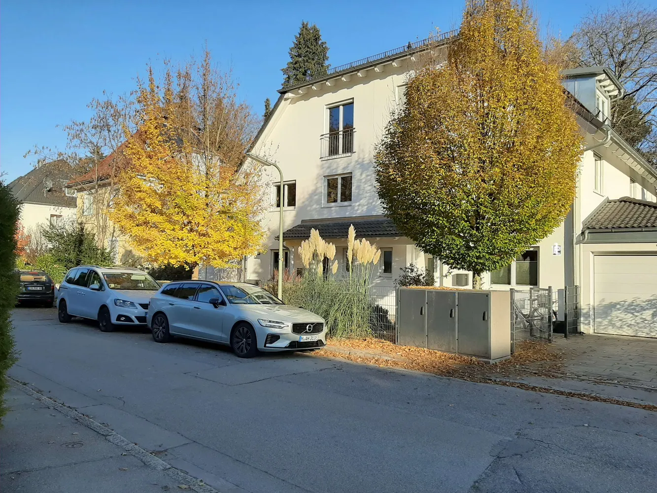 6 Zimmer Haus mit 208 m² in München – Bild 1