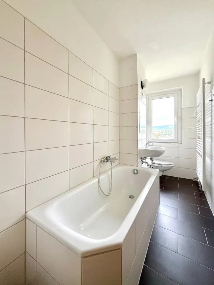 3 Zimmer Wohnung mit 60 m² in Suhl – Bild 5