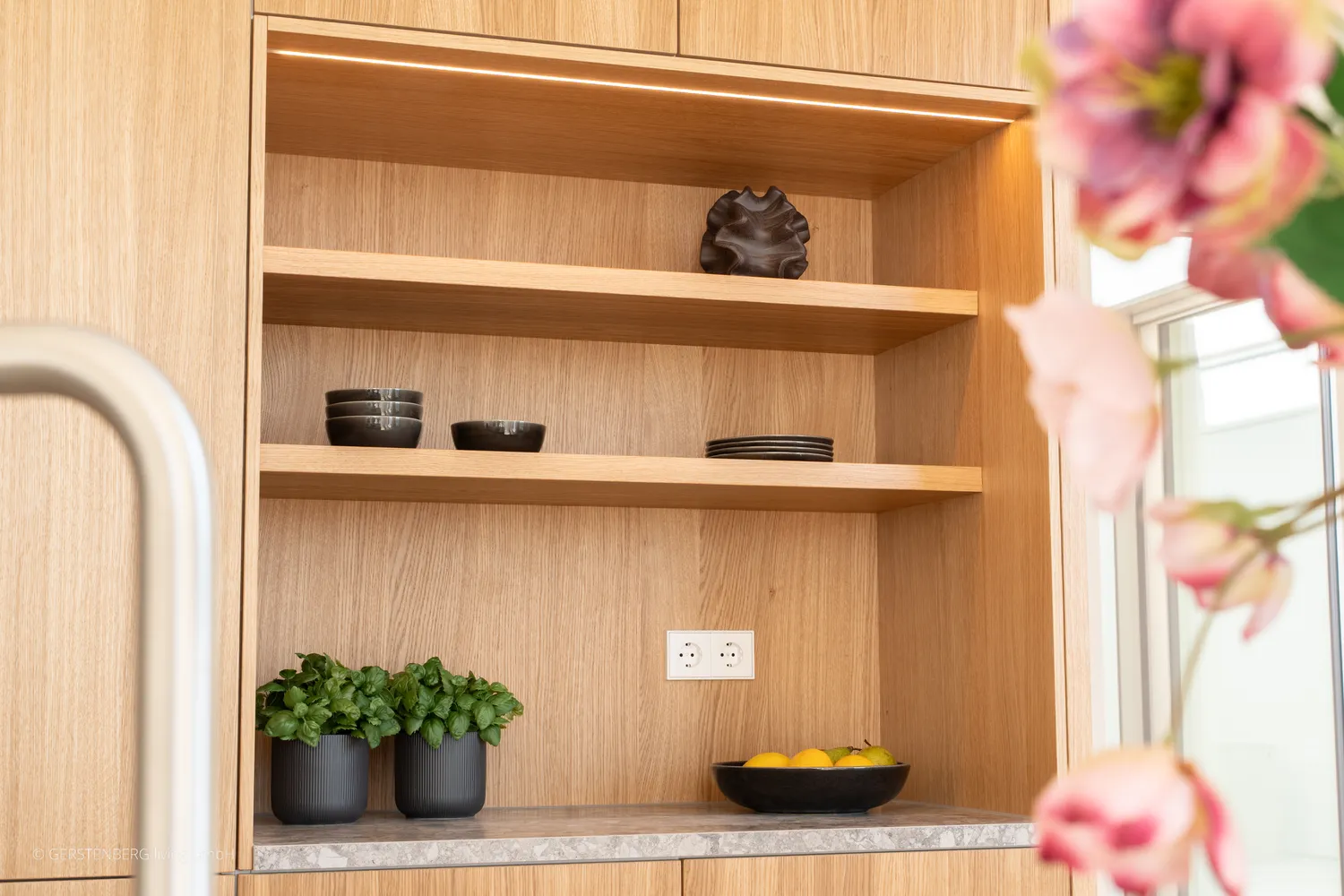 3 Zimmer Wohnung mit 122 m² in München – Bild 2