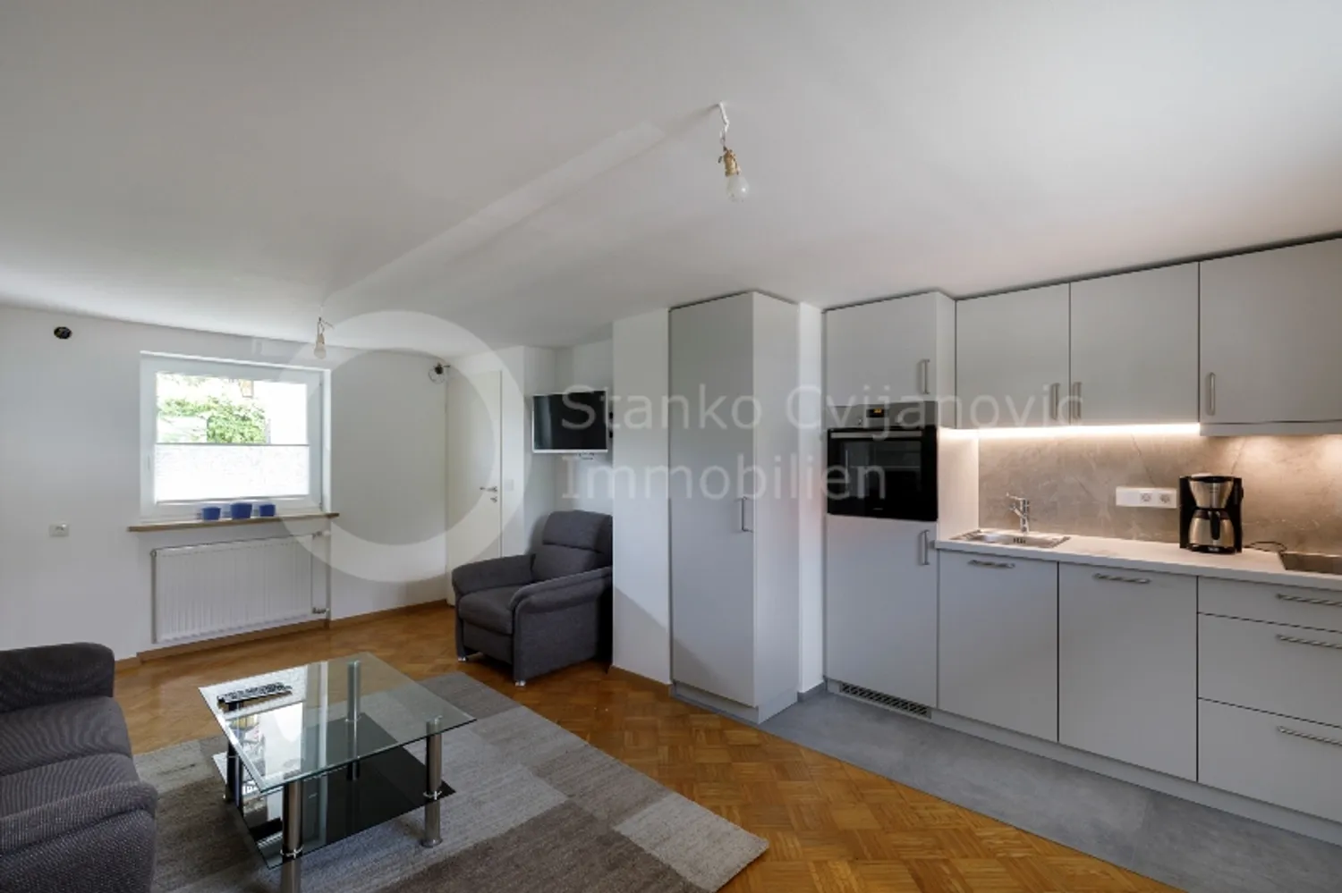 2 Zimmer Wohnung mit 50 m² in München – Bild 3