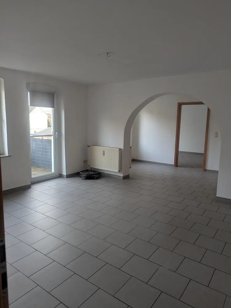 4 Zimmer Wohnung mit 105 m² in Magdeburg – Bild 1
