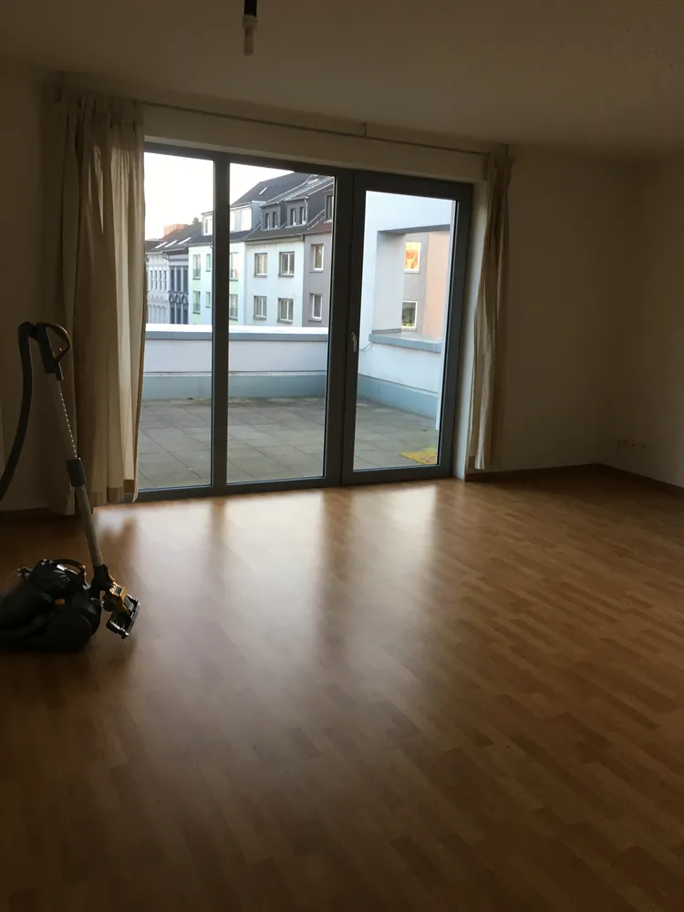 4 Zimmer Wohnung mit 147 m² in Duisburg – Bild 8