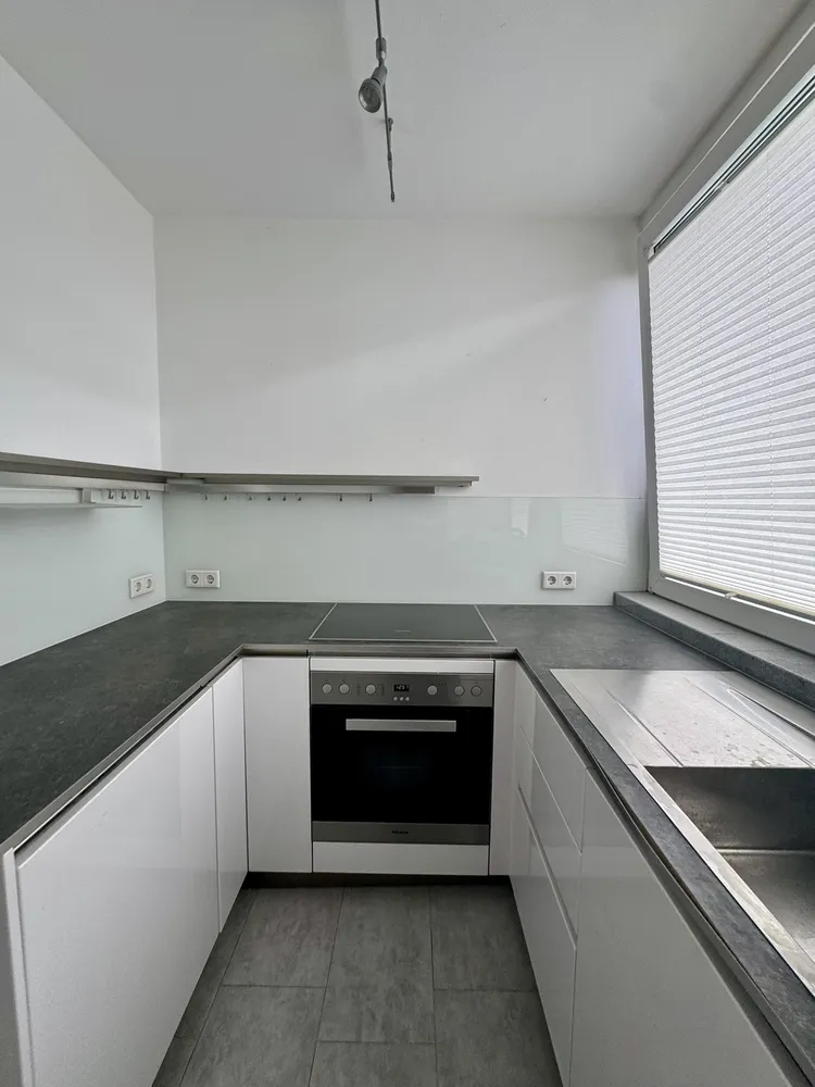 3 Zimmer Wohnung mit 95 m² in Düsseldorf – Bild 8