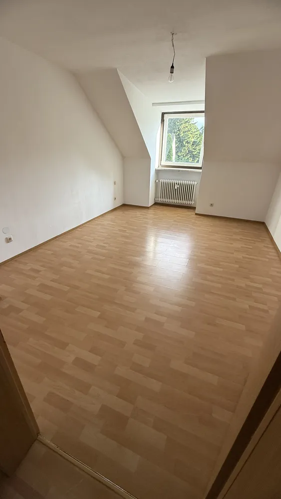 3 Zimmer Wohnung mit 75 m² in München – Bild 3