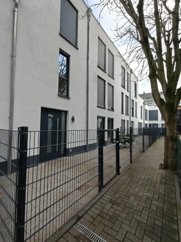 4 Zimmer Wohnung mit 125 m² in Düsseldorf – Bild 3