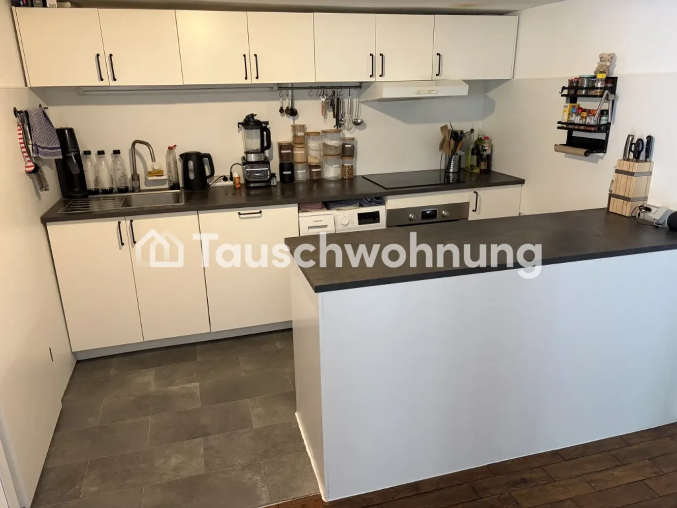 2 Zimmer Wohnung mit 60 m² in Köln – Bild 1