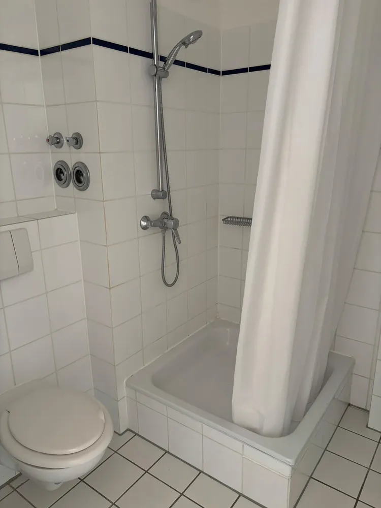 1 Zimmer Wohnung mit 32 m² in Köln – Bild 10