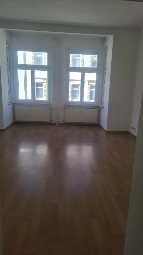 3 Zimmer Wohnung mit 83 m² in Halle (Saale) – Bild 1