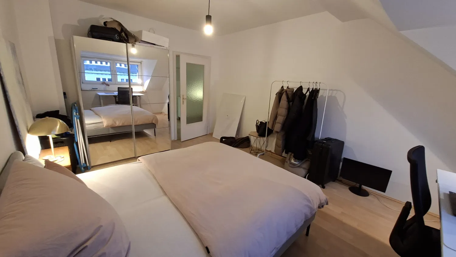 2 Zimmer Wohnung mit 46 m² in Düsseldorf – Bild 2
