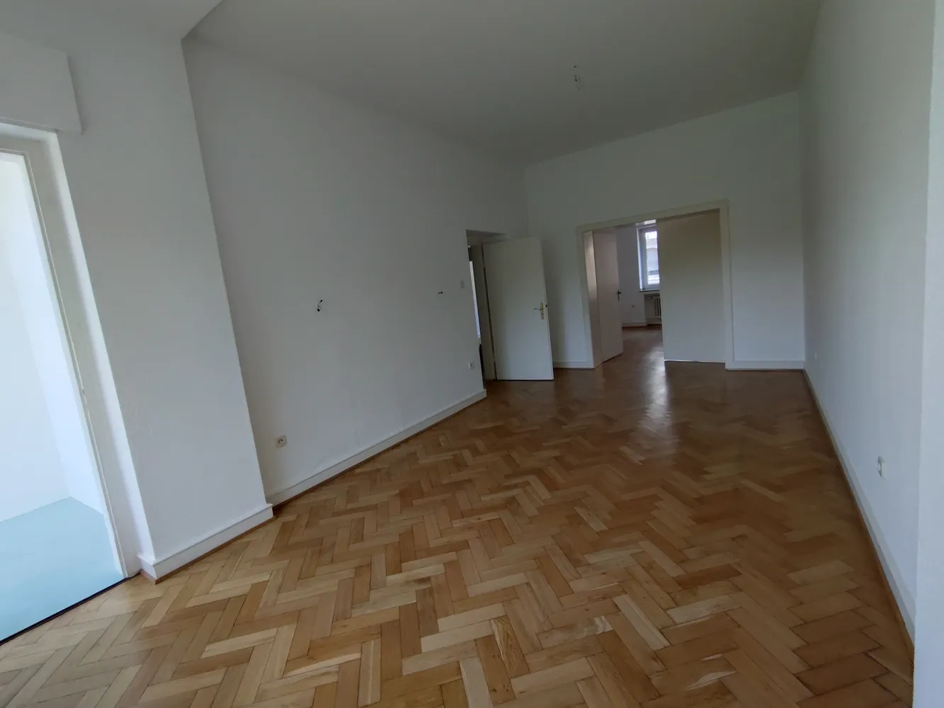 2 Zimmer Wohnung mit 70 m² in Duisburg – Bild 12
