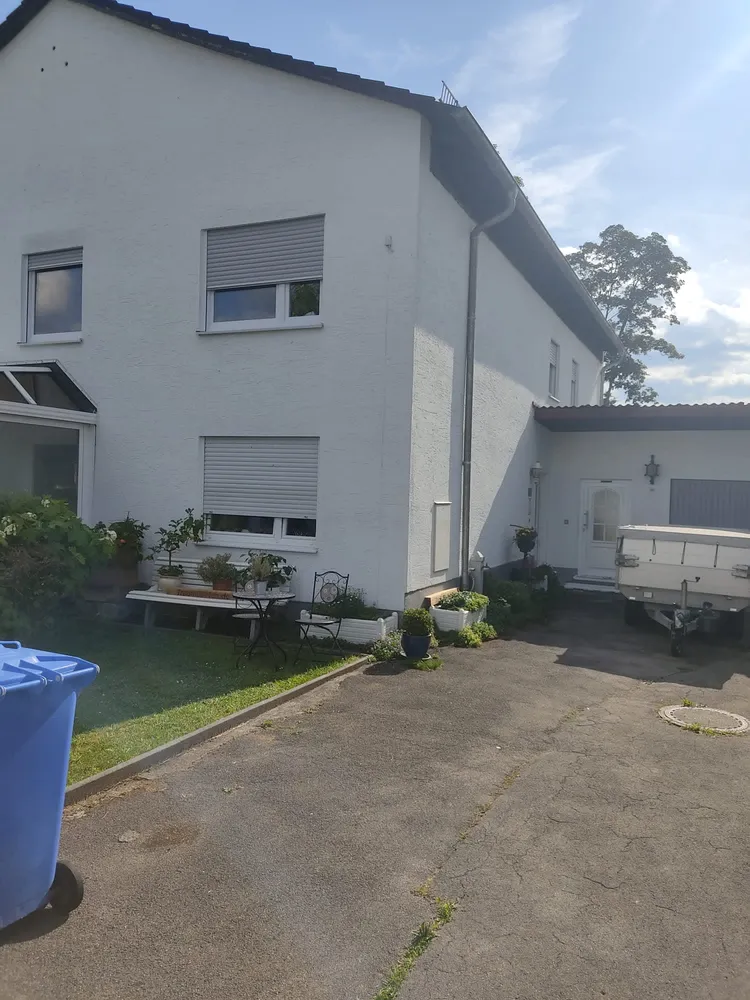 4 Zimmer Wohnung mit 135 m² in München – Bild 2
