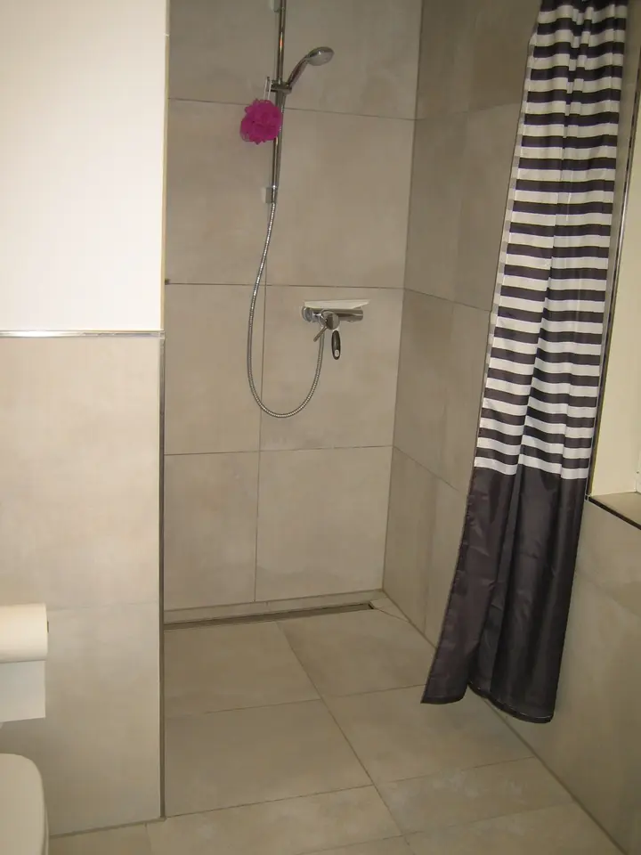 2 Zimmer Wohnung mit 73 m² in Grevenbroich – Bild 4