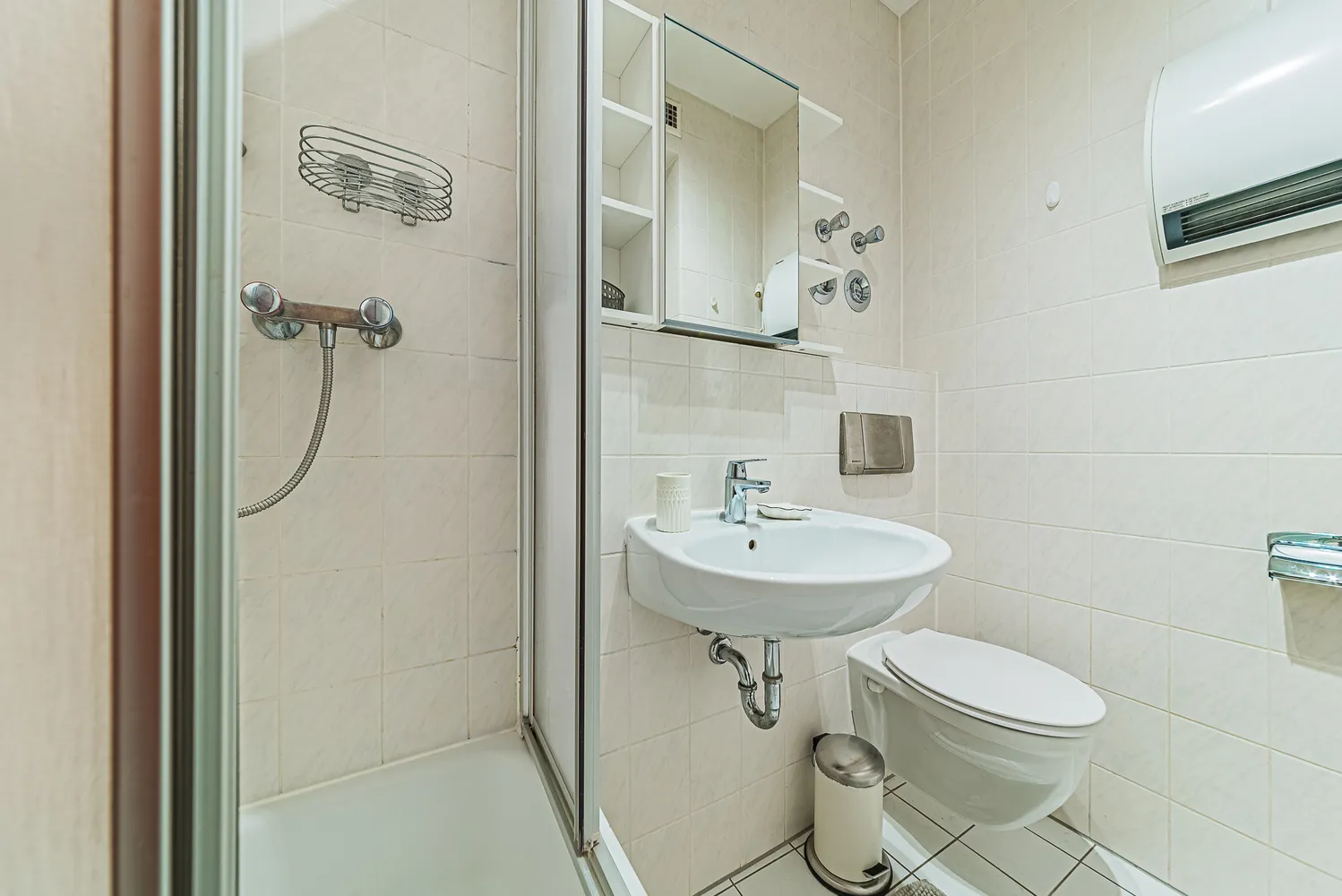1 room apartment with 42 m² in Frankfurt am Main – Photo 4