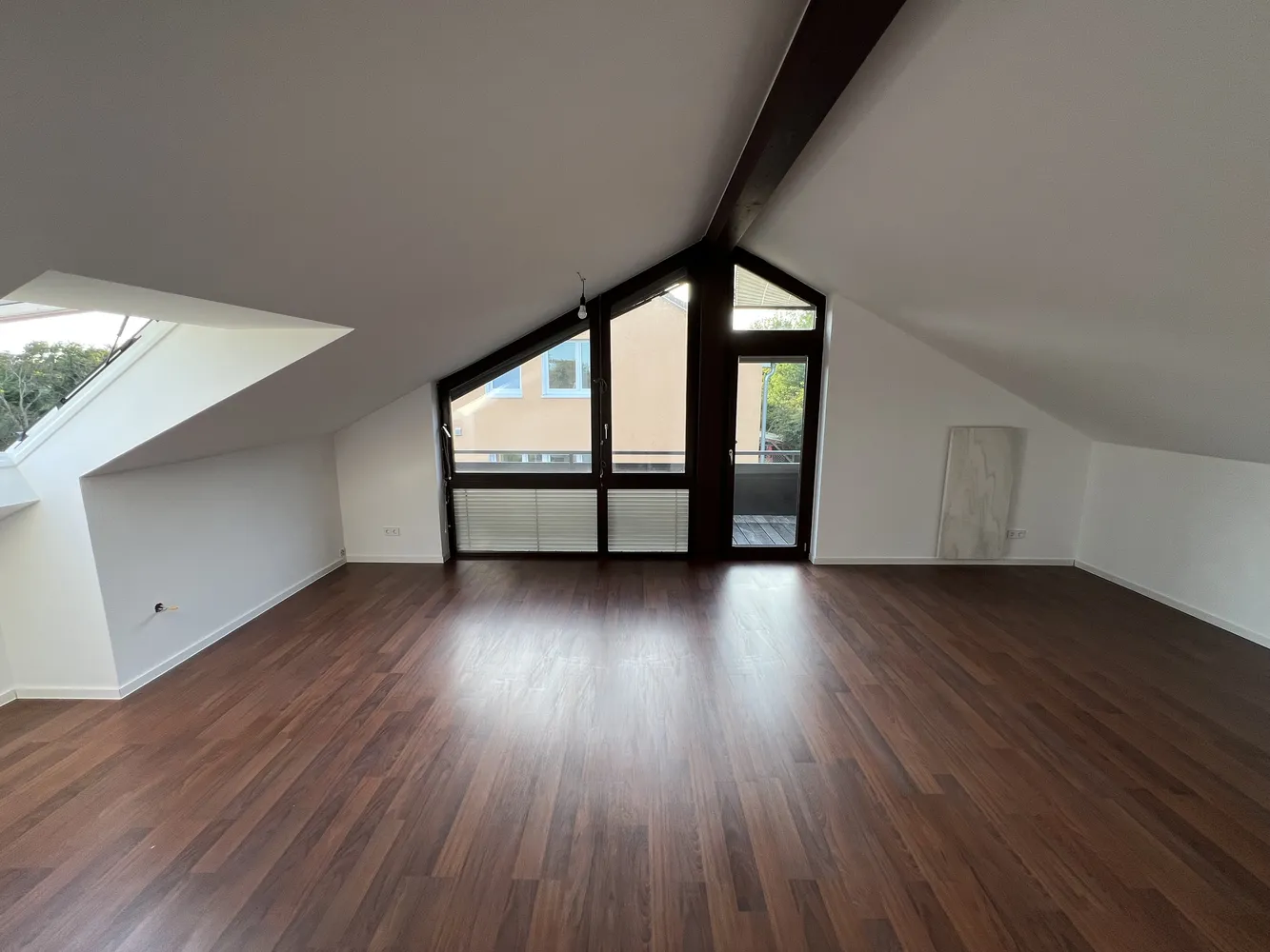 4 Zimmer Wohnung mit 79 m² in Stuttgart – Bild 1