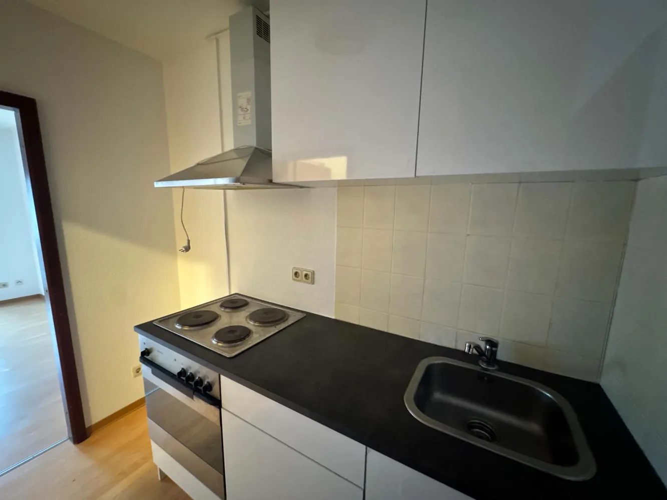 1 Zimmer Wohnung mit 26 m² in Karlsruhe – Bild 2