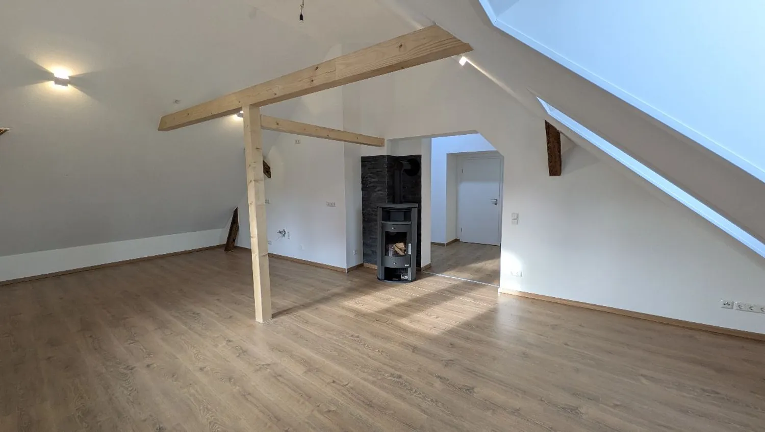 3 Zimmer Wohnung mit 90 m² in Freiberg – Bild 1