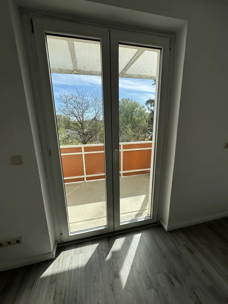 2 room apartment with 80 m² in Magdeburg – Photo 3