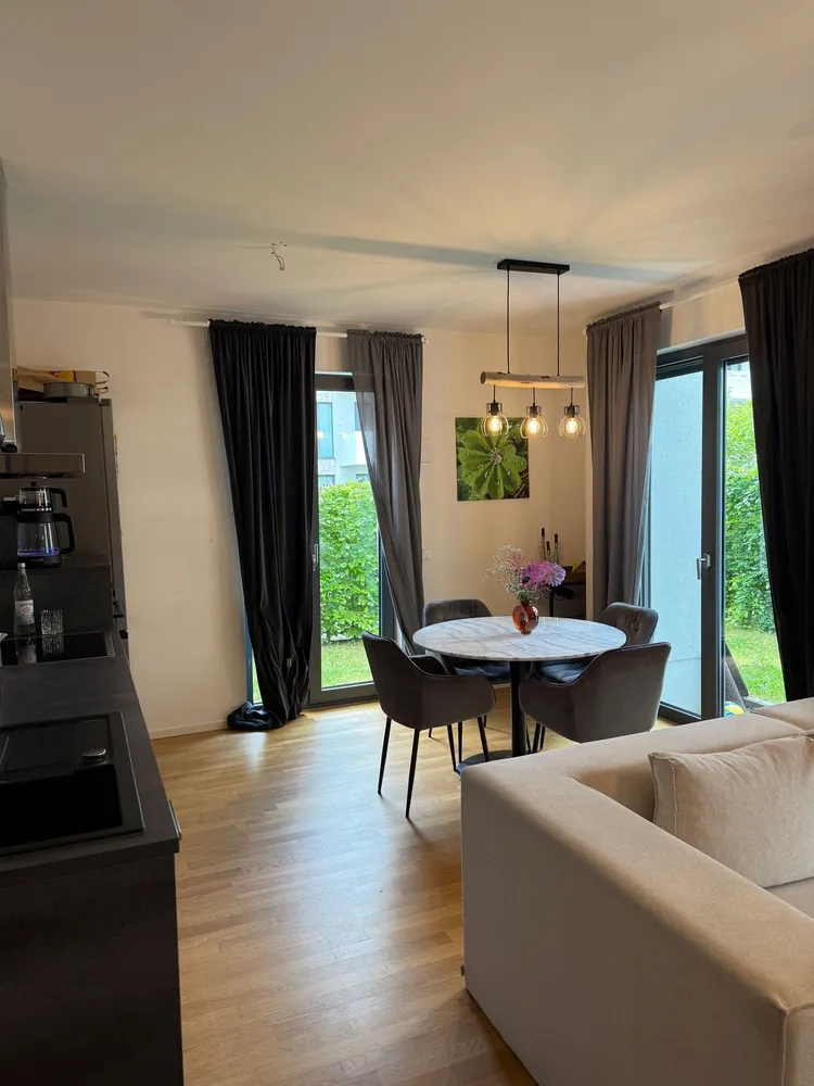 2 room apartment with 65 m² in Cologne – Photo 1